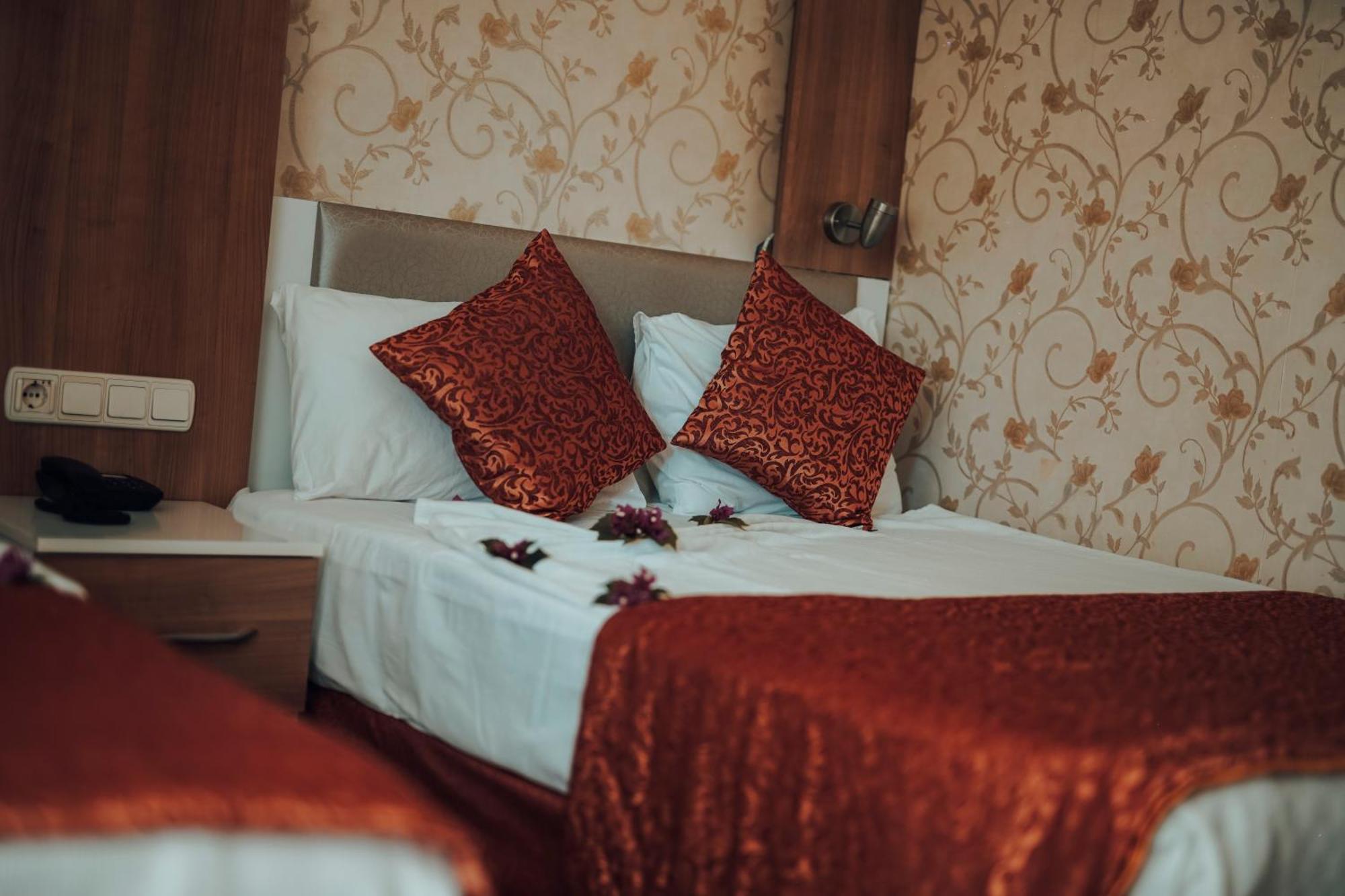 Aleria Belport Beach Hotel เบลดิบี ภายนอก รูปภาพ