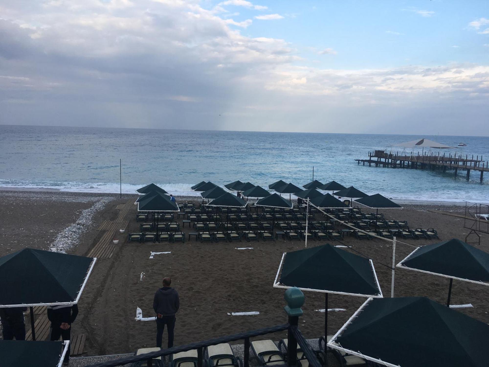 Aleria Belport Beach Hotel เบลดิบี ภายนอก รูปภาพ